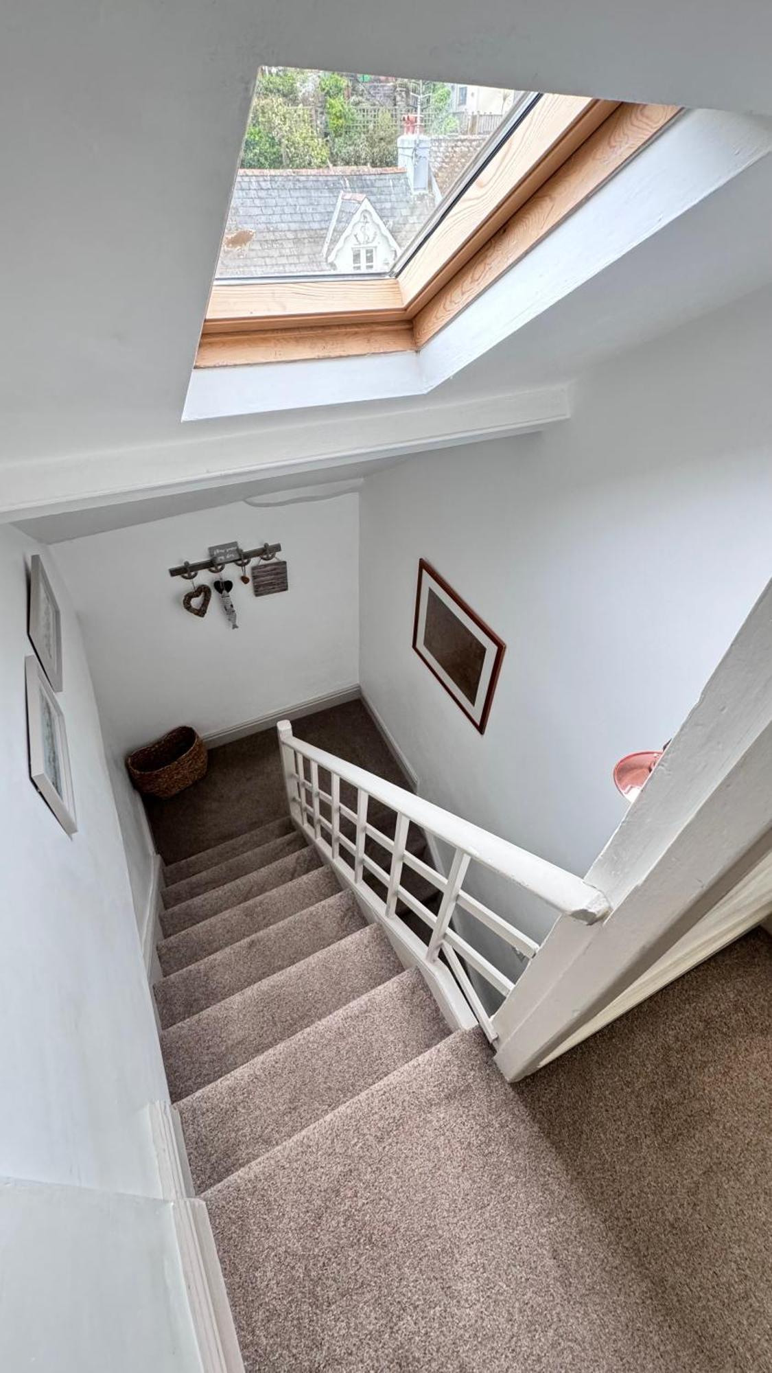 Nancie'S Place - Dartmouth Town Center With Private Parking - A Traditional Georgian Private Duplex Apartment - Beautifully Refurbished - Two Bedrooms, Bathroom, Kitchen And Lounge Diner Esterno foto